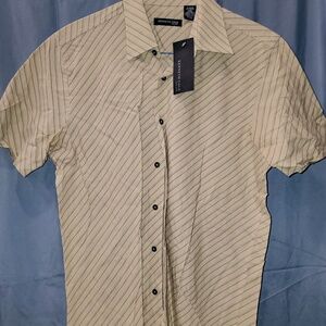 Men's Cream Striped Short Sleeve Button Down | Kenneth Cole | Medium NWT